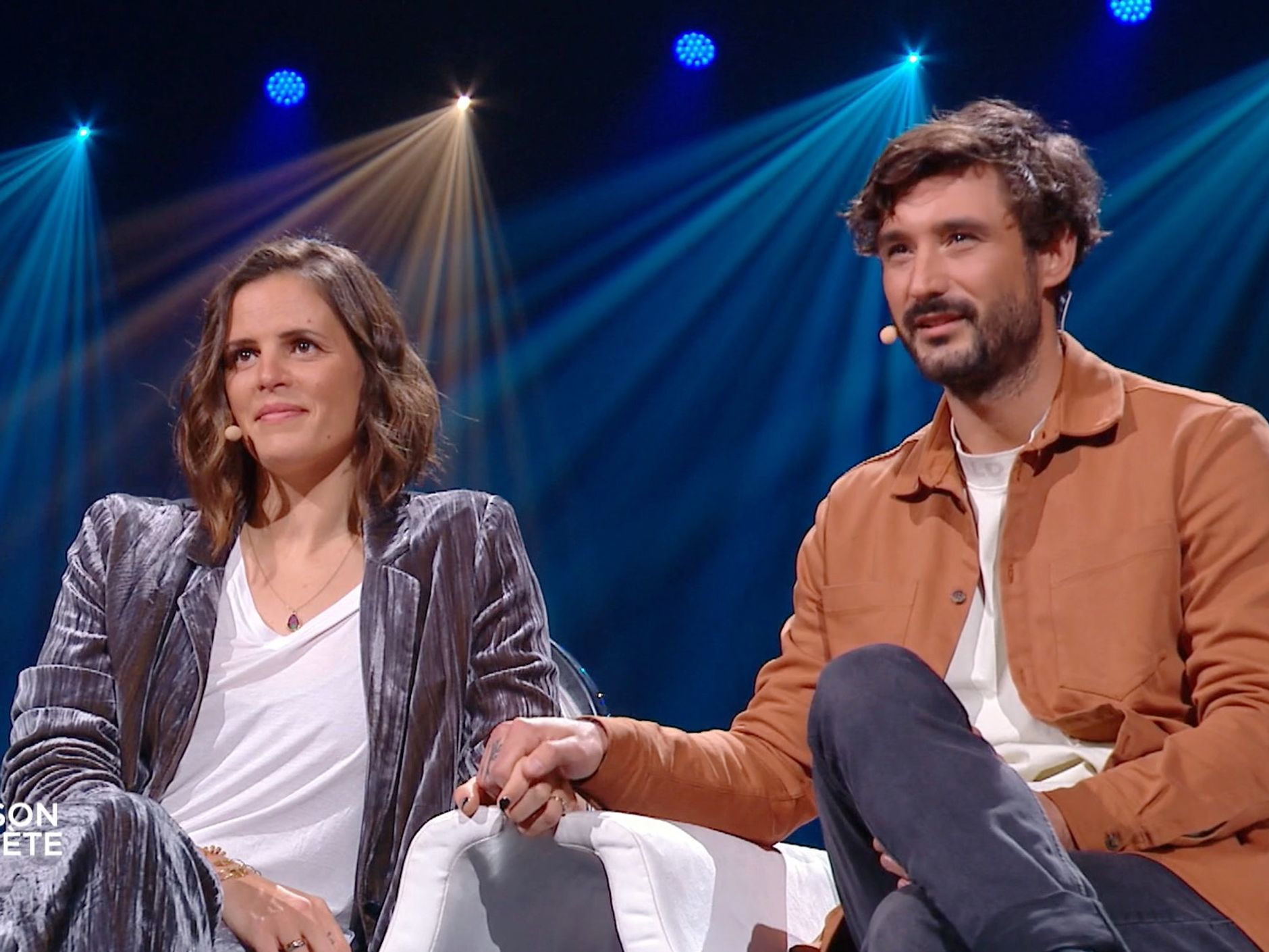 Chanson Secrete Laury Thilleman Jeremy Frerot La Chanson secrète : les larmes de Laure Manaudou après la surprise de ses  proches