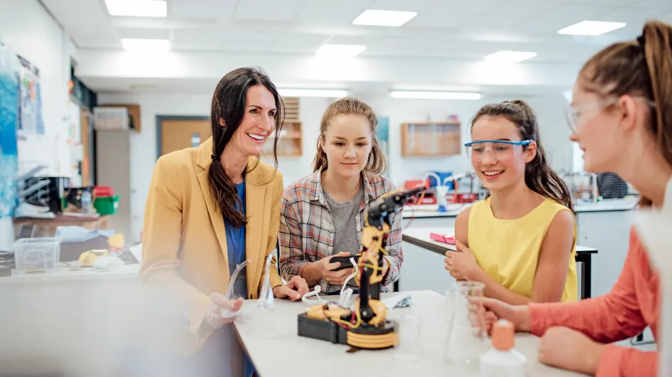 In che modo Dyson sta contribuendo a colmare il gender gap nelle materie STEM?