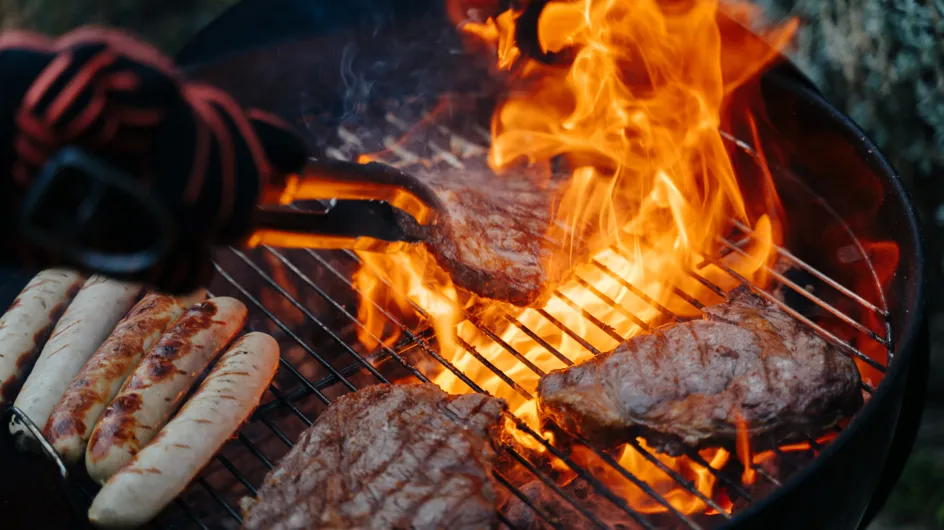 Barbecue : ces 5 erreurs qu'on fait tous avec la viande