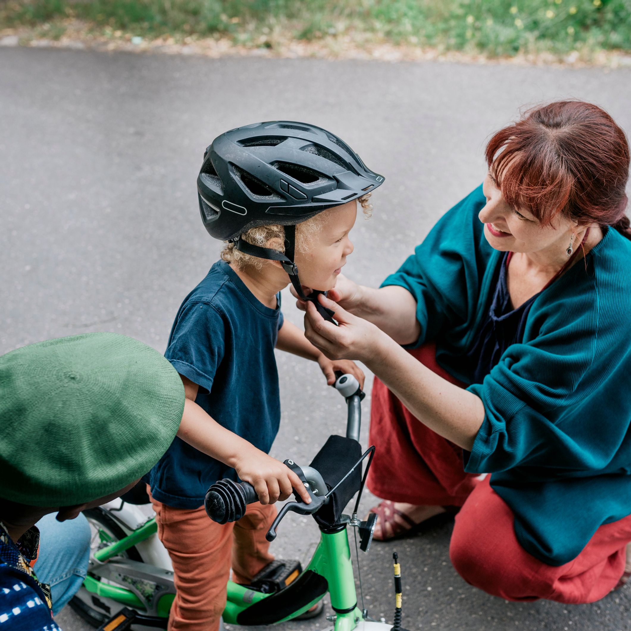 bis wieviel jahre dürfen kinder auf dem gehweg fahrrad fahren