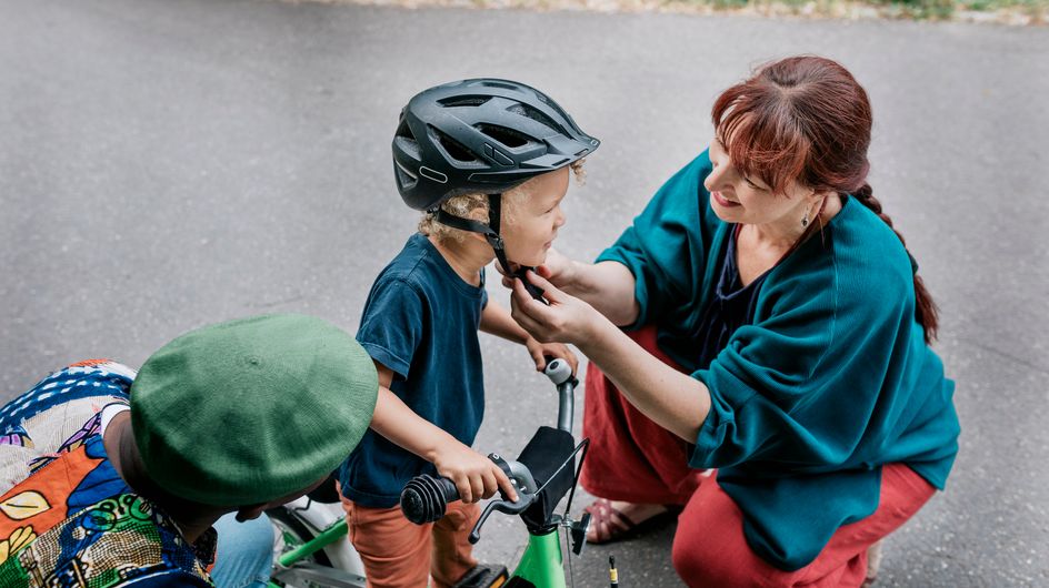 Radfahren auf dem Gehweg: Das müssen Eltern beachten