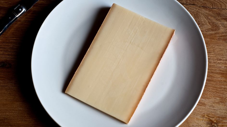 Rappel produit : ce fromage vendu partout en grandes surfaces ne doit pas être mangé !