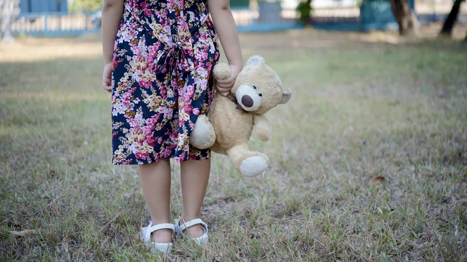 Bambina chiama i soccorsi e salva la mamma dalla violenza domestica del padre