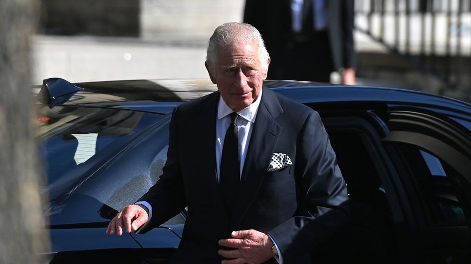Le prince Charles snob : ses extravagances ont mis sur les nerfs le personnel