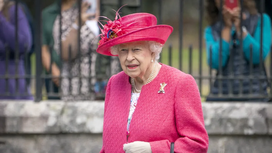 Mort d’Elizabeth II : la reine va être enterrée avec des bijoux symboliques