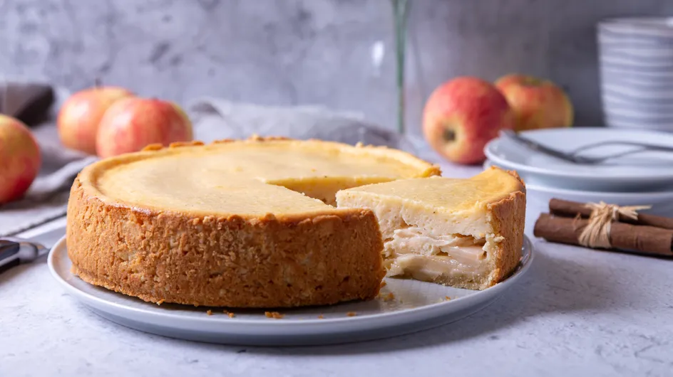 Apfelrahmkuchen: Wenn sich Apfel und Käsekuchen zu einem Kuchentraum vereinen