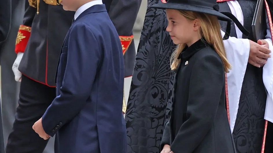Funérailles d’Elizabeth II : George et Charlotte impeccables derrière le cercueil de la reine