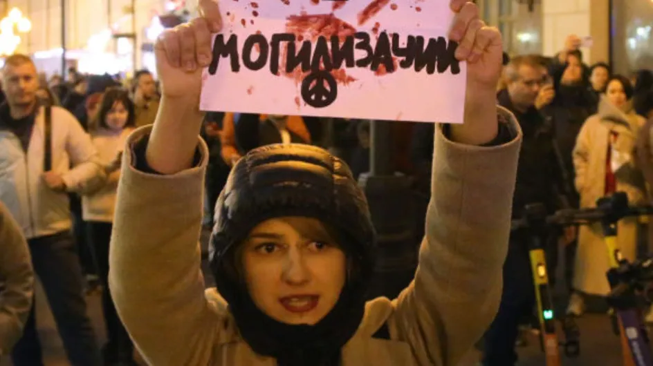 Dopo il discorso di Putin, le proteste di massa infiammano la Russia