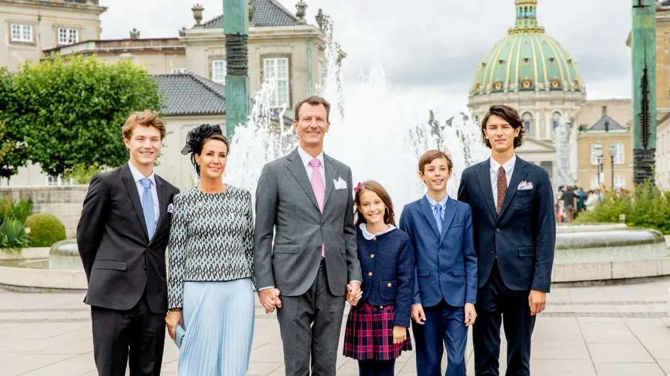 Famille royale : la reine a retiré les titres princiers à quatre petits-enfants
