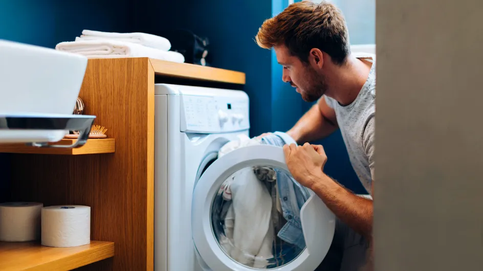 Waschmaschine stinkt? Diese 5 häufigen Fehler stecken dahinter