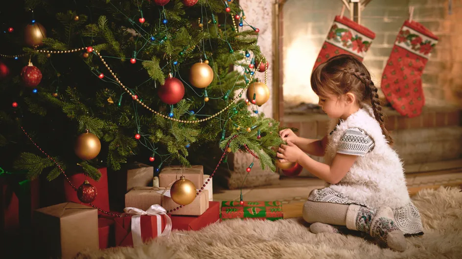 Boules, guirlandes... 4 idées pour décorer son sapin de Noël à moindre coût