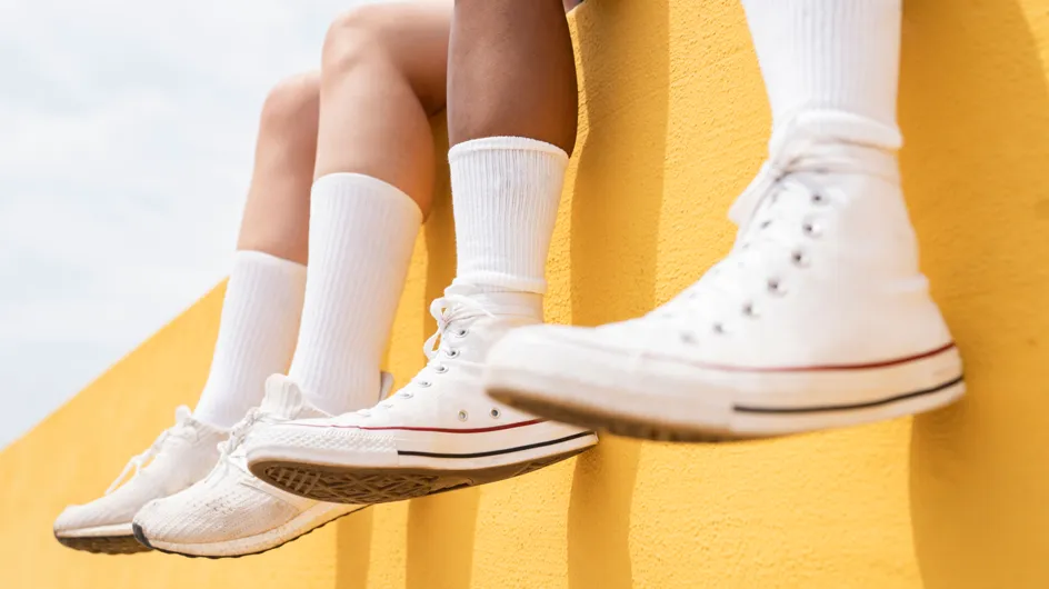 Weiße Turnschuhe reinigen: Hausmittel & Profi-Produkte für Sneaker wie neu