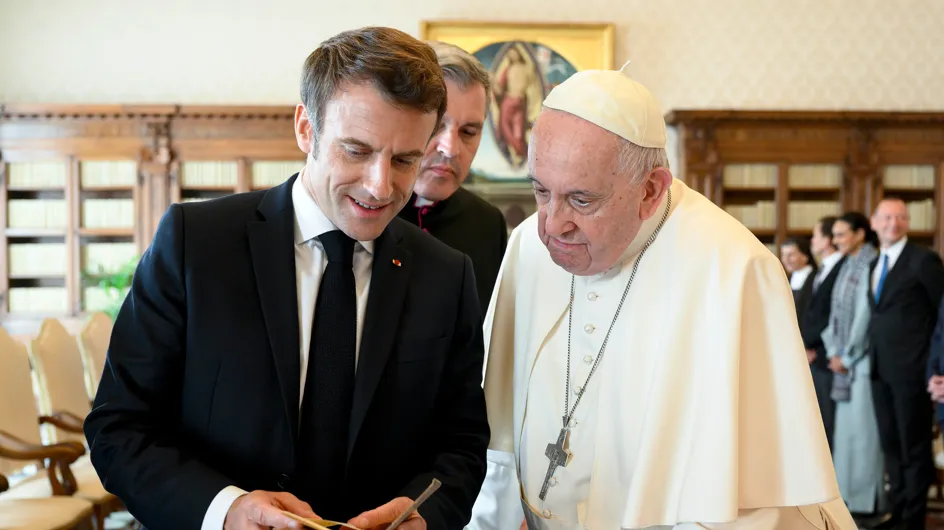 Emmanuel Macron : ce cadeau au Pape qui fait grandement polémique