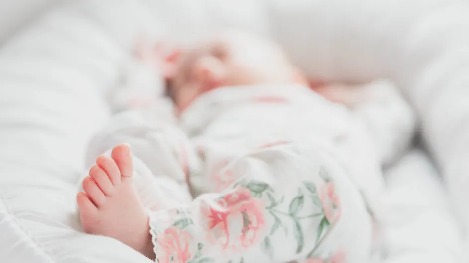 Réducteur de lit bébé : modèle, utilité, praticité, comment bien le choisir ?