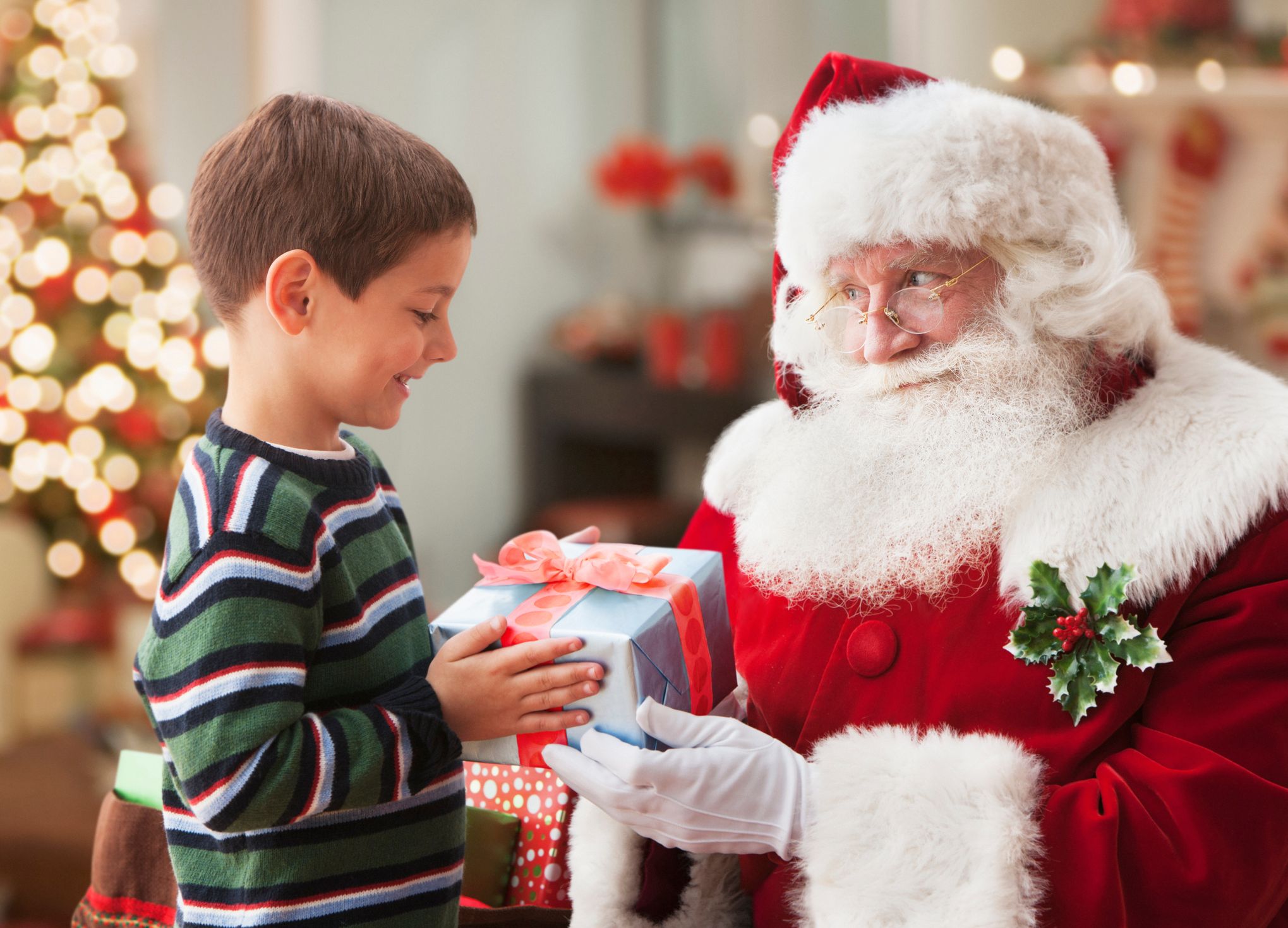 Quand et comment dire la vérité sur le Père Noël?