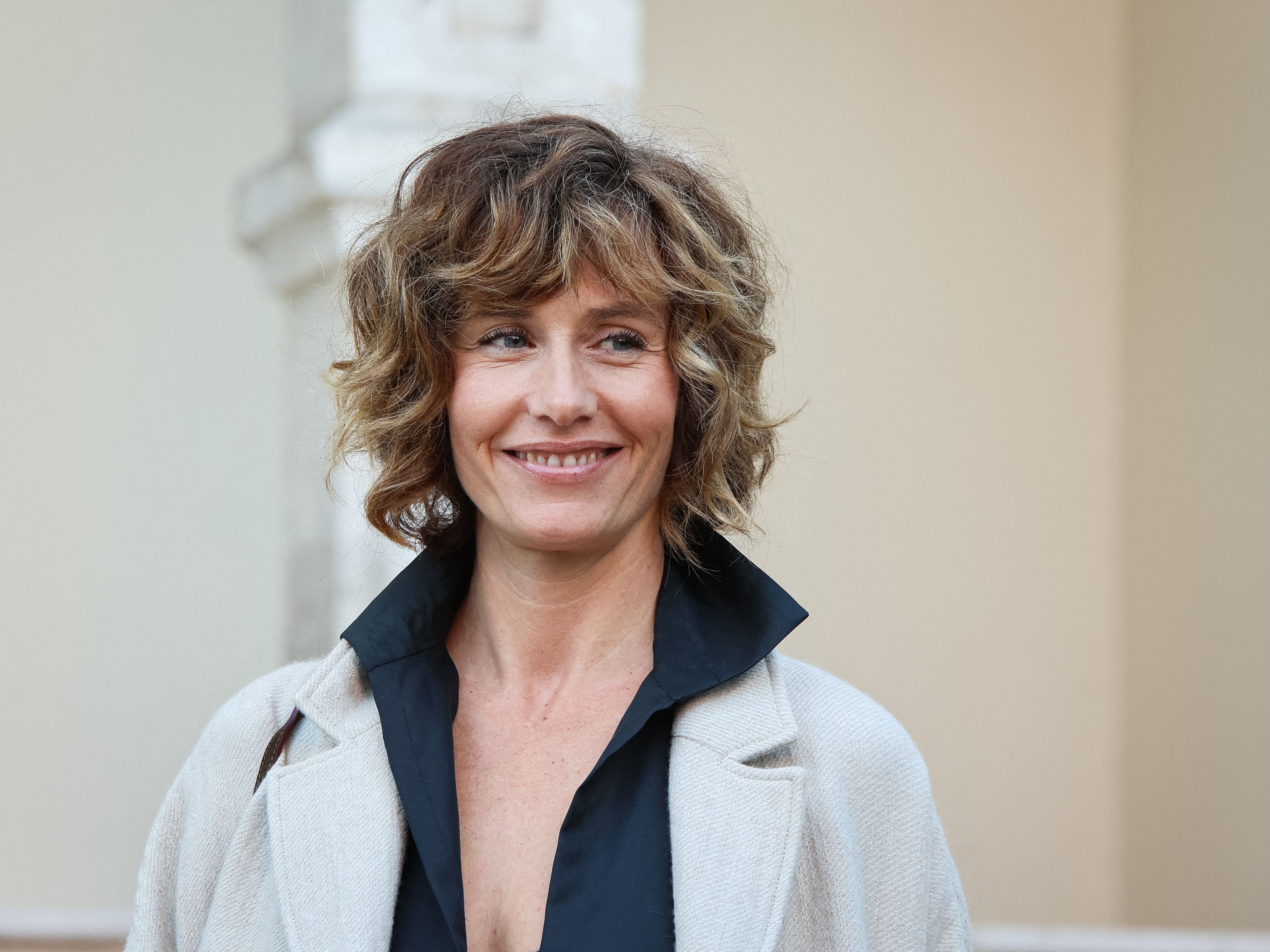 Cécile de France fière de son corps à 47 ans : 