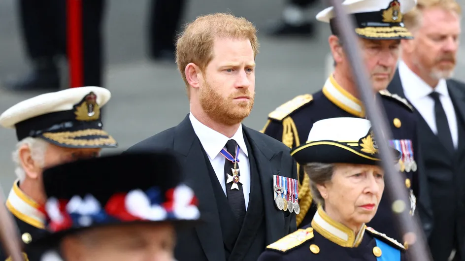 Elizabeth II atteinte d'un cancer, l'information révélée à cause d'Harry ?