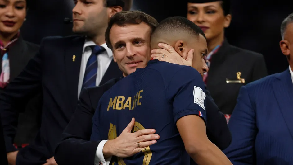 Coupe du Monde 2022 : Emmanuel Macron étrillé après une faute de grammaire