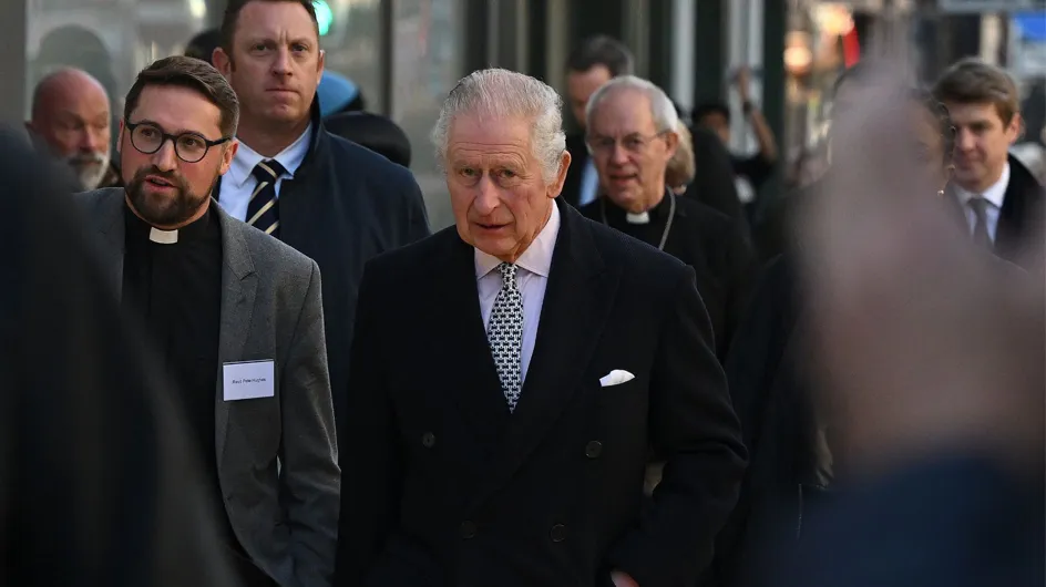 Prince Charles : la décision lourde de sens pour William et Harry qu'il a prise à la mort de Diana