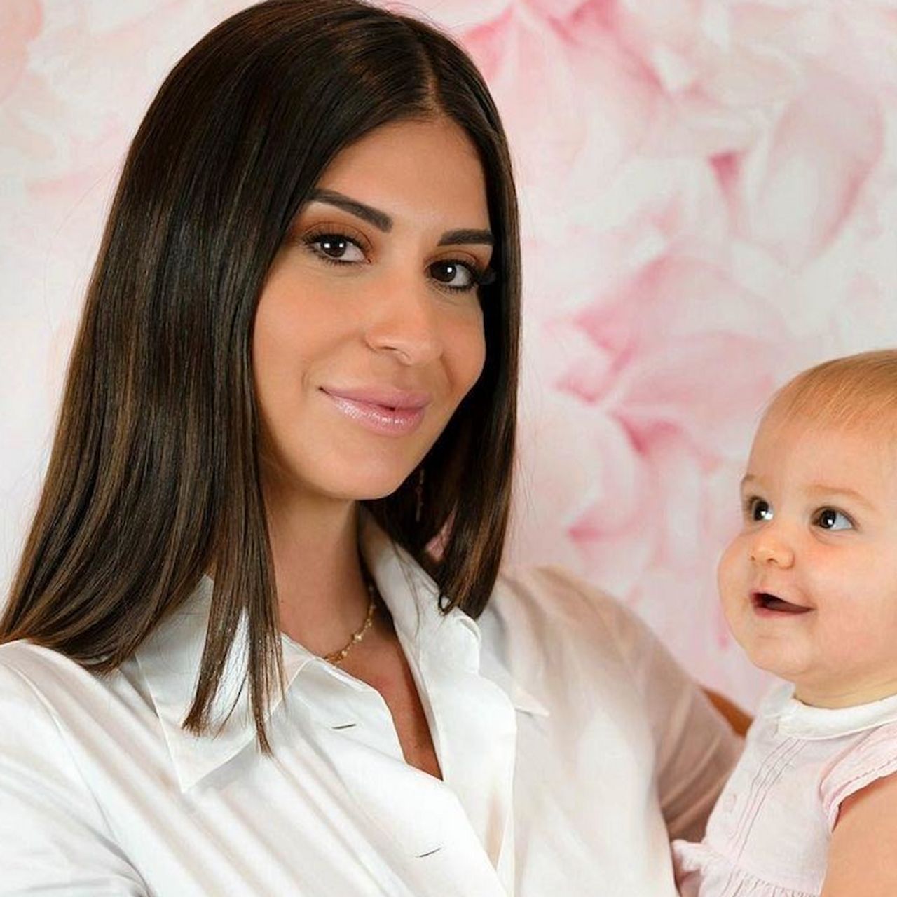 Martika Et Umberto Demenagement 2022 Martika Caringella maman solo de deux enfants, elle se confie après sa  rupture
