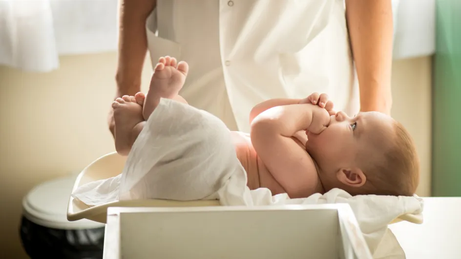 Ecografia anche neonato, cos’è e quando è necessario farla fin dalle prime settimane di vita del bambino