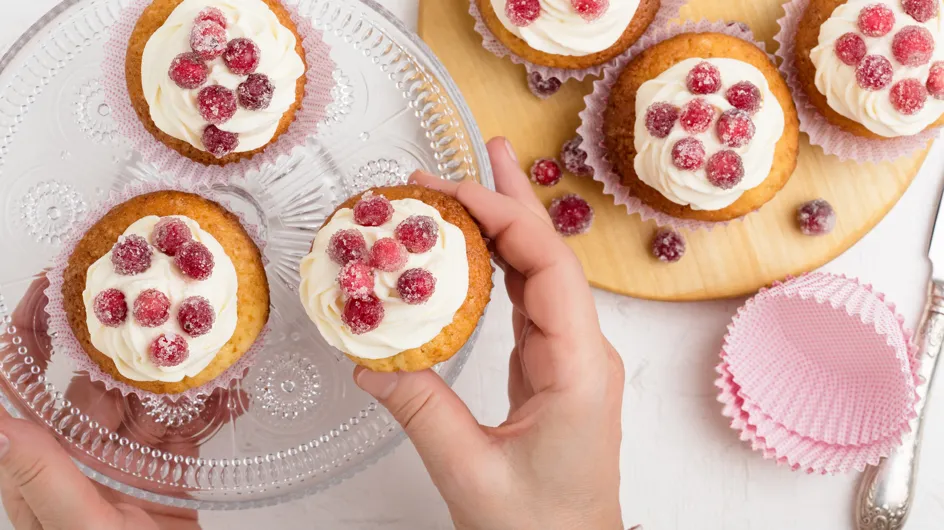 Kirsch-Cupcakes mit Vanillecreme: So leicht kann Backen sein