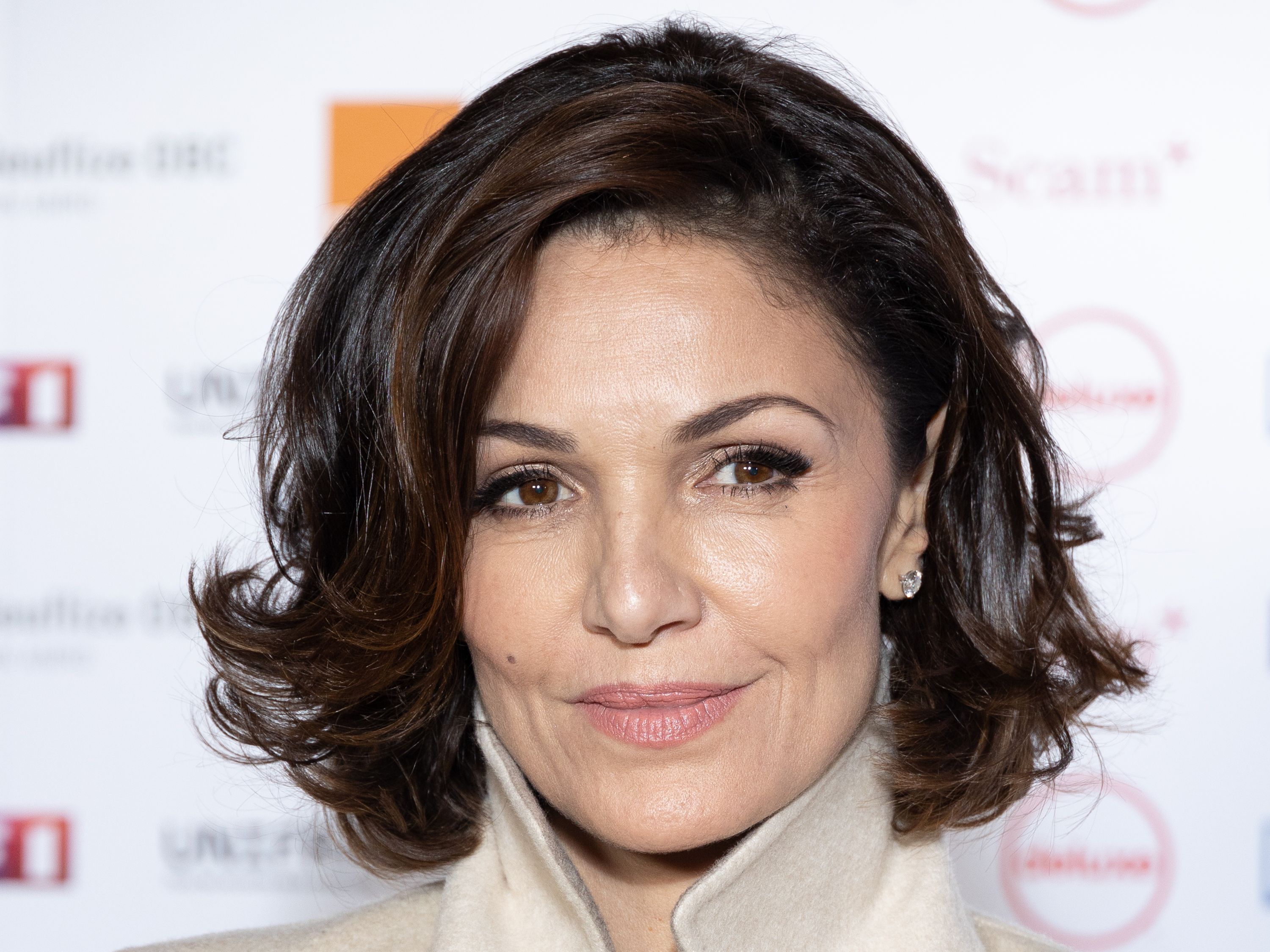 Films Et Séries Tv Avec Nadia Farès Nadia Farès installée aux États-Unis, pourquoi elle a disparu des écrans