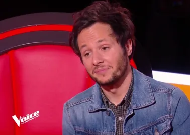 Vianney : le chanteur bouleversé par l'histoire d'un talent dans The Voice