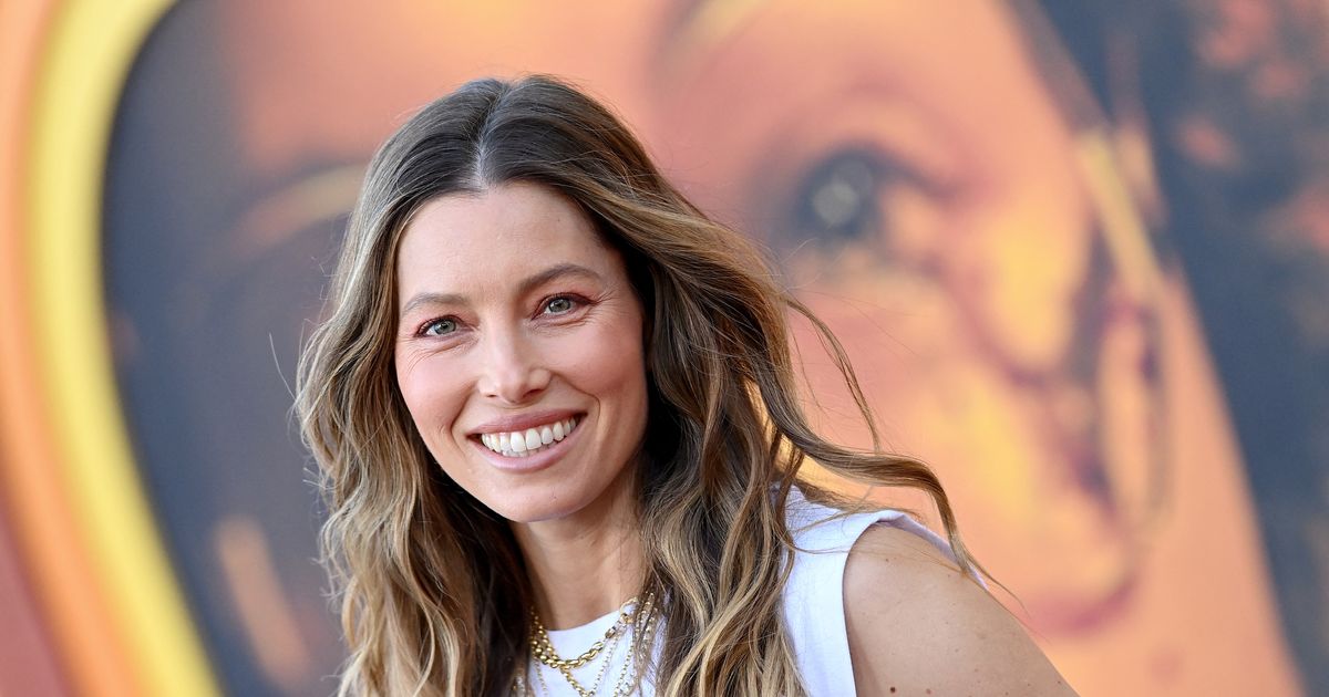 7 à la maison : Jessica Biel et Beverley Mitchell réunies, instant