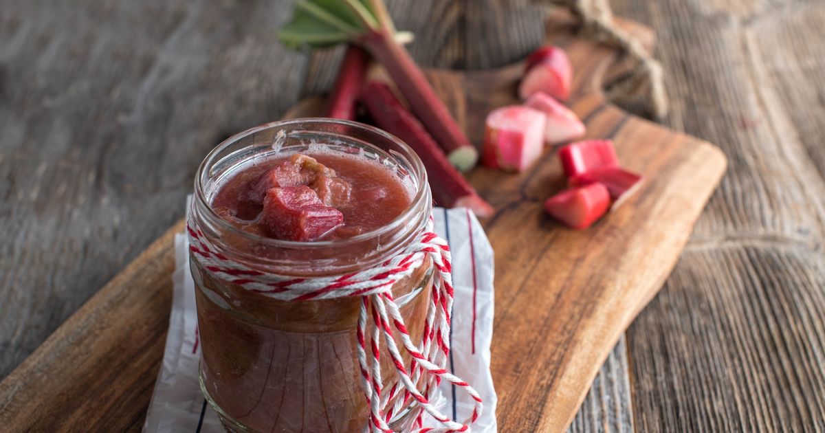L’astuce de Laurent Mariotte pour sucrer la compote de rhubarbe