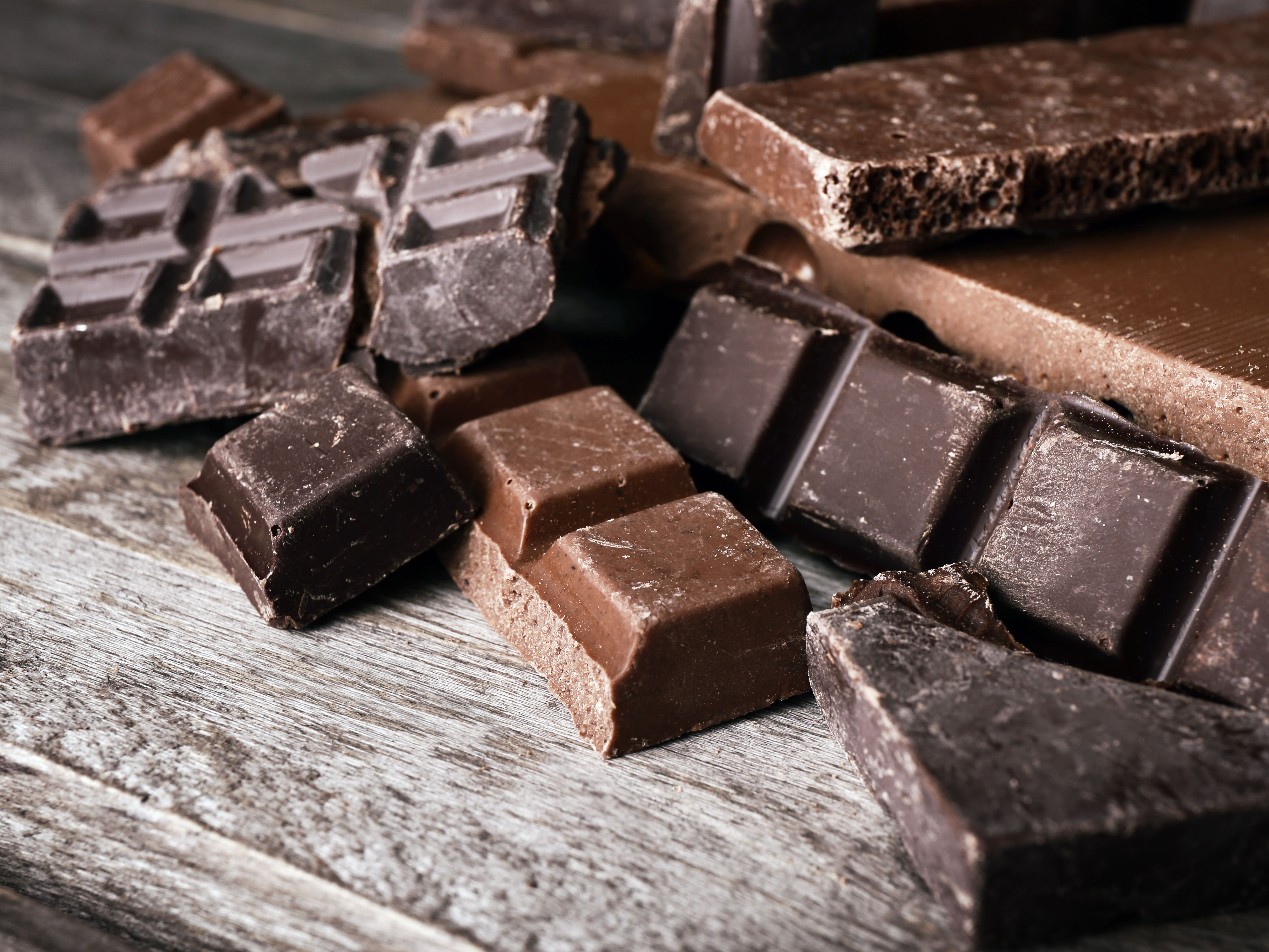 Mon chocolat noir est tout blanc puis je encore le consommer