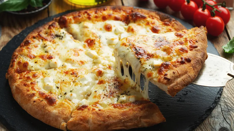 Voici comment le champion du monde de pizza prépare une quatre fromages