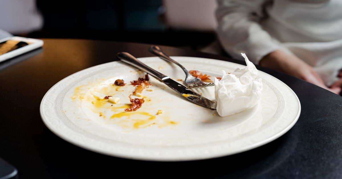 Voici ce qu'on devrait tous faire après avoir fini de manger