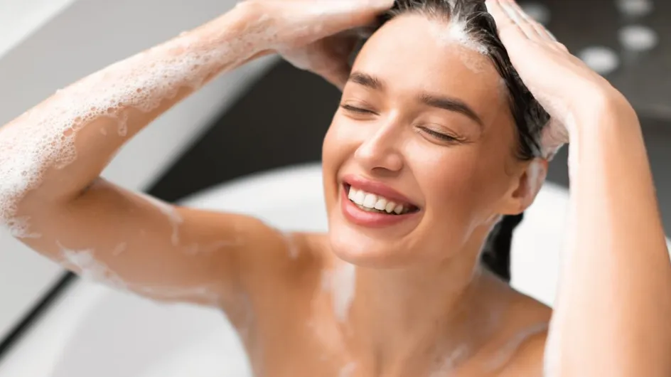 5 maus hábitos para banir ao lavar o cabelo