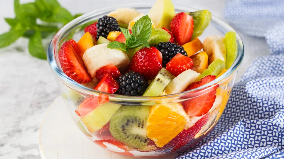 Voici 3 astuces pour éviter que vos fruits coupés ne noircissent dans une salade