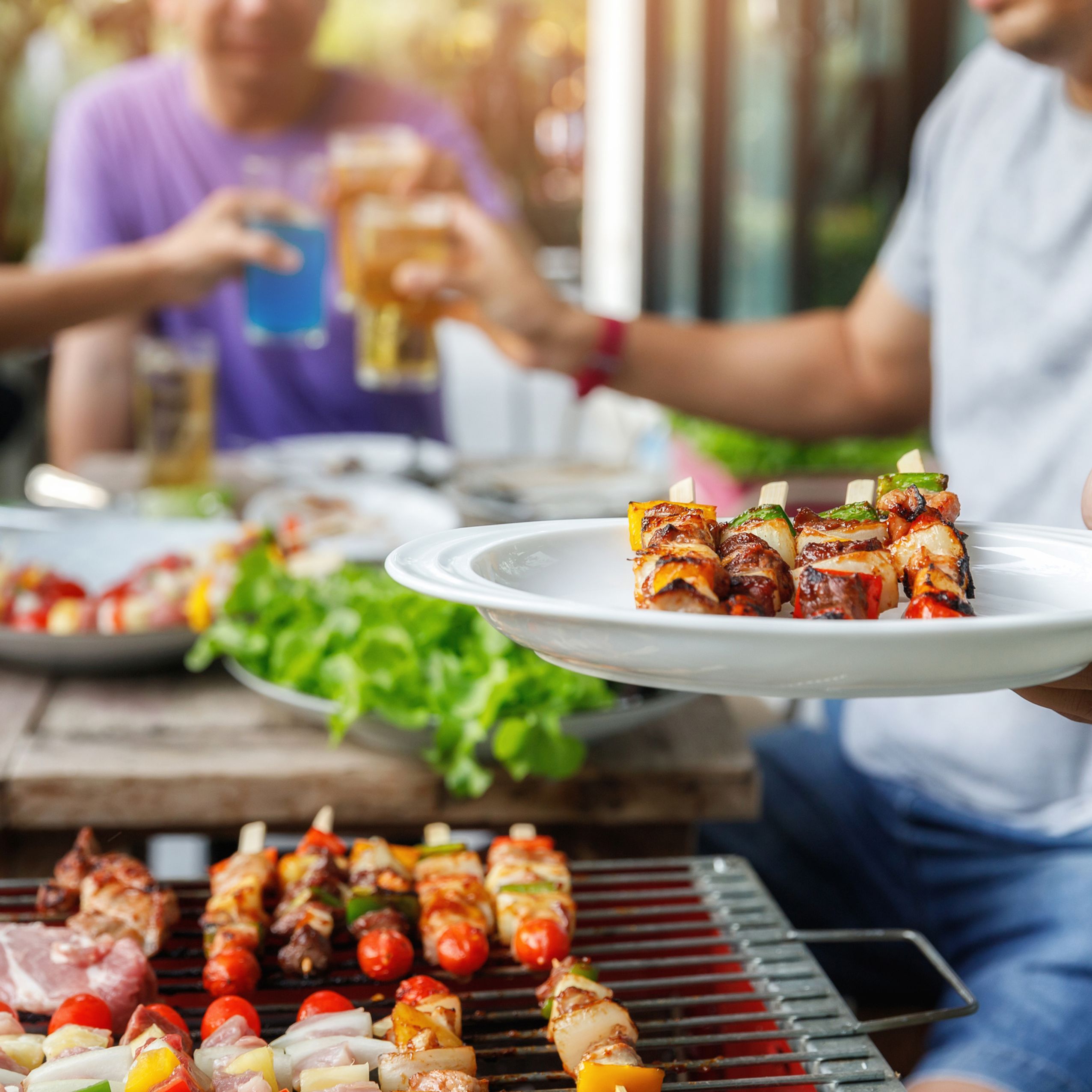 7 astuces de grand-mère pour dégraisser et nettoyer les barbecues, les  grilles et les planchas - Mamie & Co