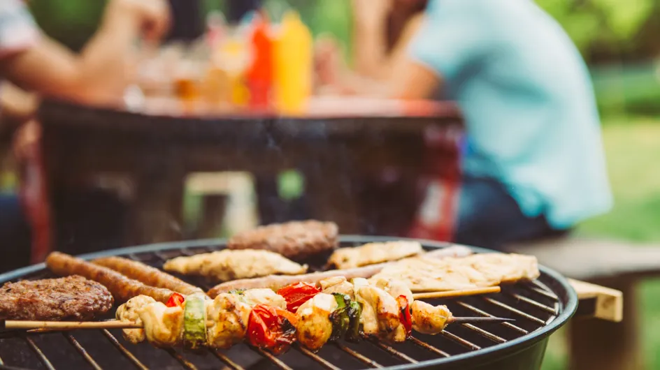 Saucisses, merguez, brochettes : peut-on les congeler après un barbecue ?