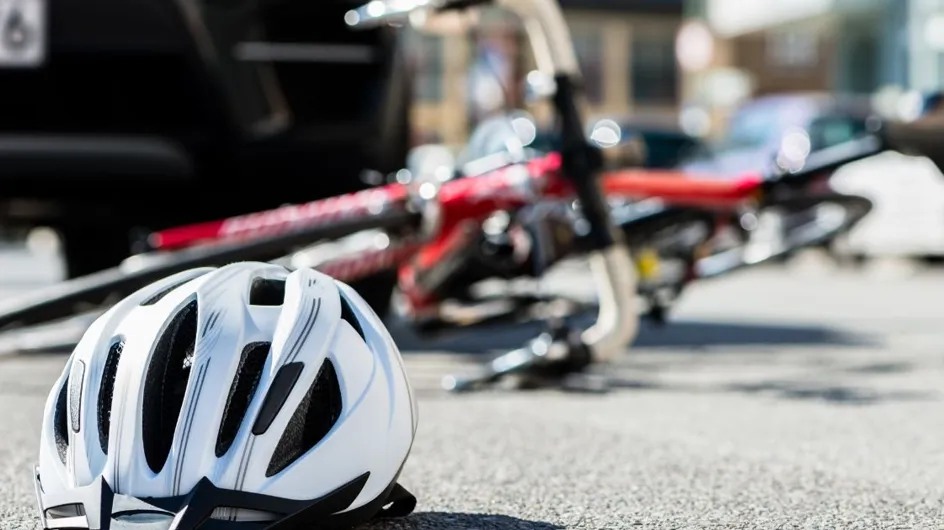 Terrible : un jeune cycliste tué par la voiture de ses parents dans un accident