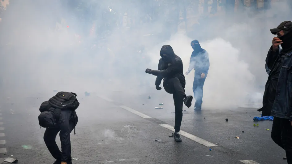 Émeutes en France : vers la sanction des parents dès la “première connerie” de leur enfants ?