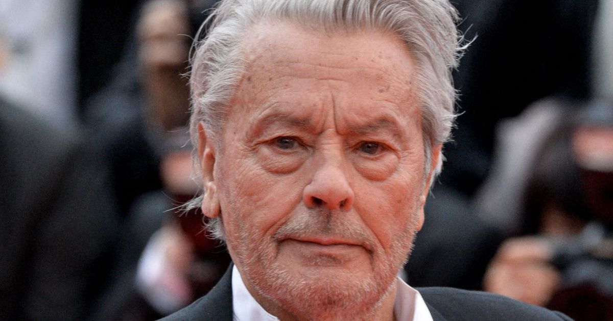 Affaire Alain Delon : Hiromi est-elle sa compagne ? Sa révélation en privée
