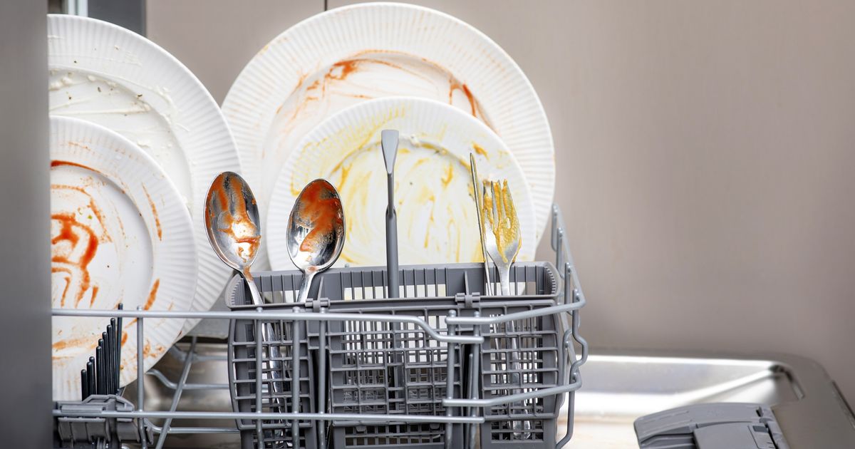 Mauvaise pratique : pourquoi il ne faut pas rincer la vaisselle