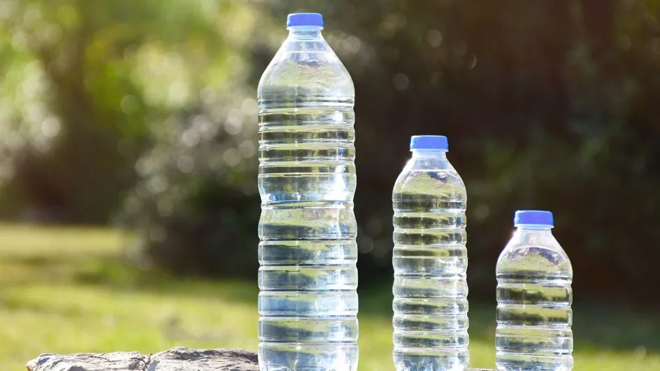 Voici pourquoi vous ne devriez pas réutiliser vos bouteilles d'eau en plastique