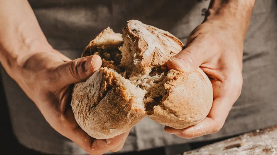 Evita este error al congelar pan: Cómo evitar el crecimiento de bacterias