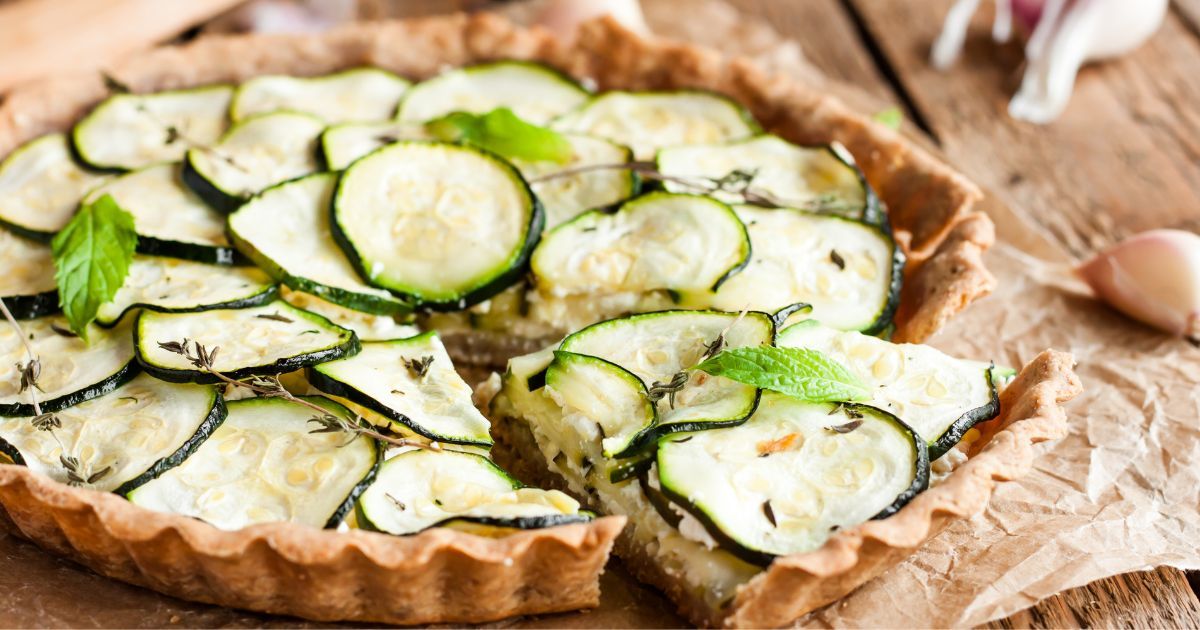 Découvrez la recette de la tarte à la courgette de Cyril Lignac prête