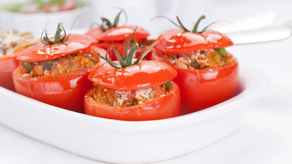 Tomates farcies : et si vous testiez cette variante facile et gourmande avec du thon ?