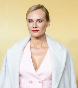 Photo : Août 1998 : Diane Kruger est un mannequin qui trace son chemin dans  l'industrie de la mode et pose pour ses premières couvertures, comme ici  pour le Elle français. - Purepeople