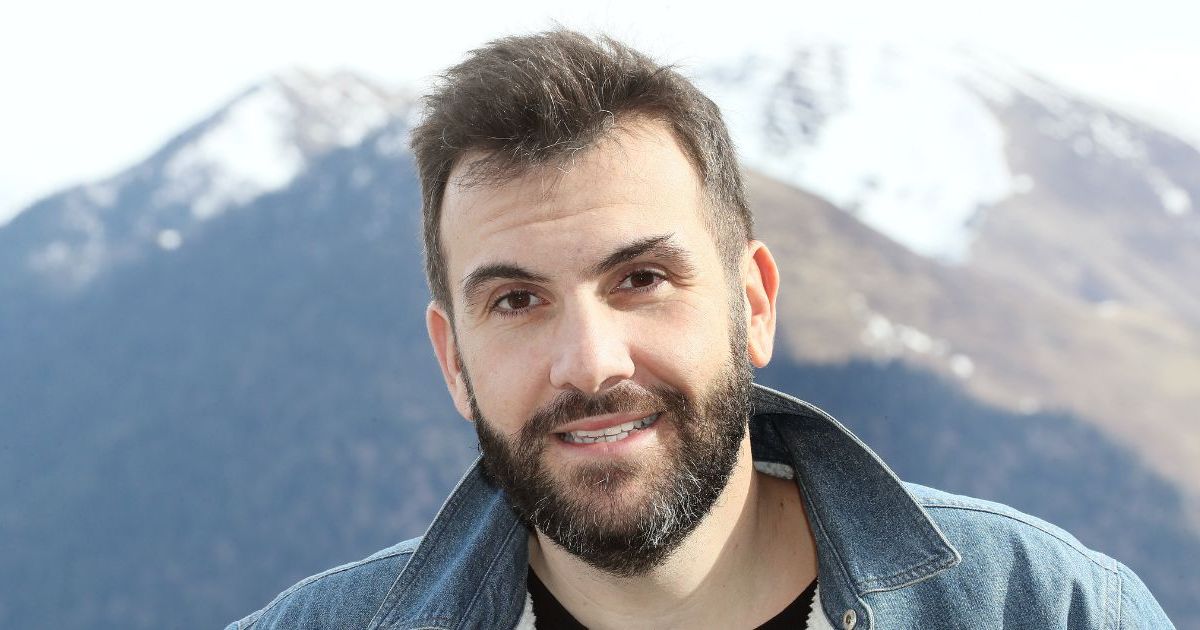 Camping Paradis un célèbre chanteur français intègre le casting de la