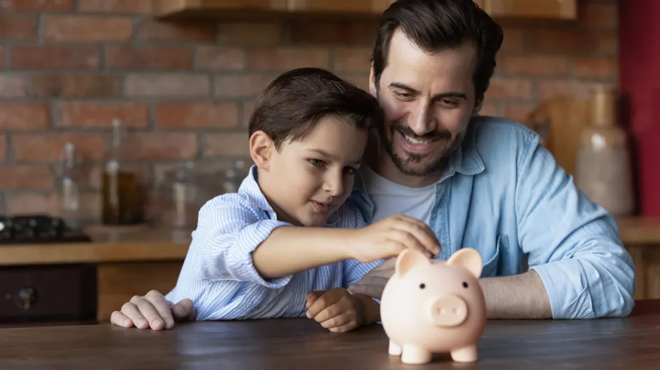 Éducation financière : voici LA chose à enseigner le plus tôt possible à son enfant, selon les experts