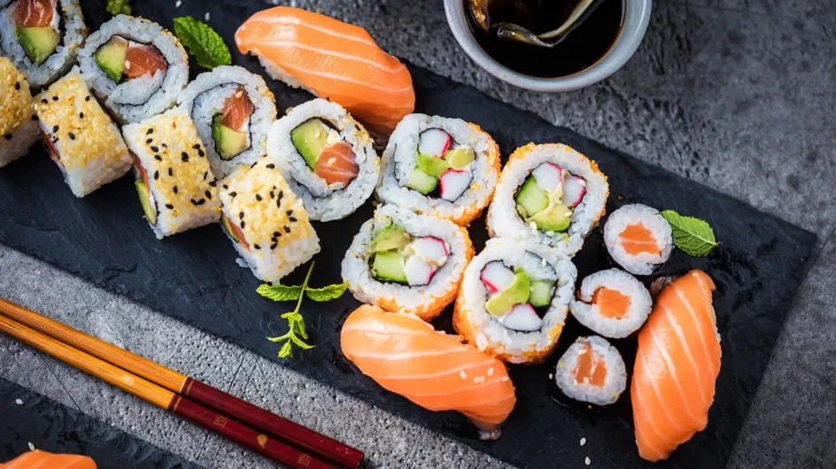 Faire des sushis maison pas chers et sans matériel : c&#039;est facile et voici comment faire !