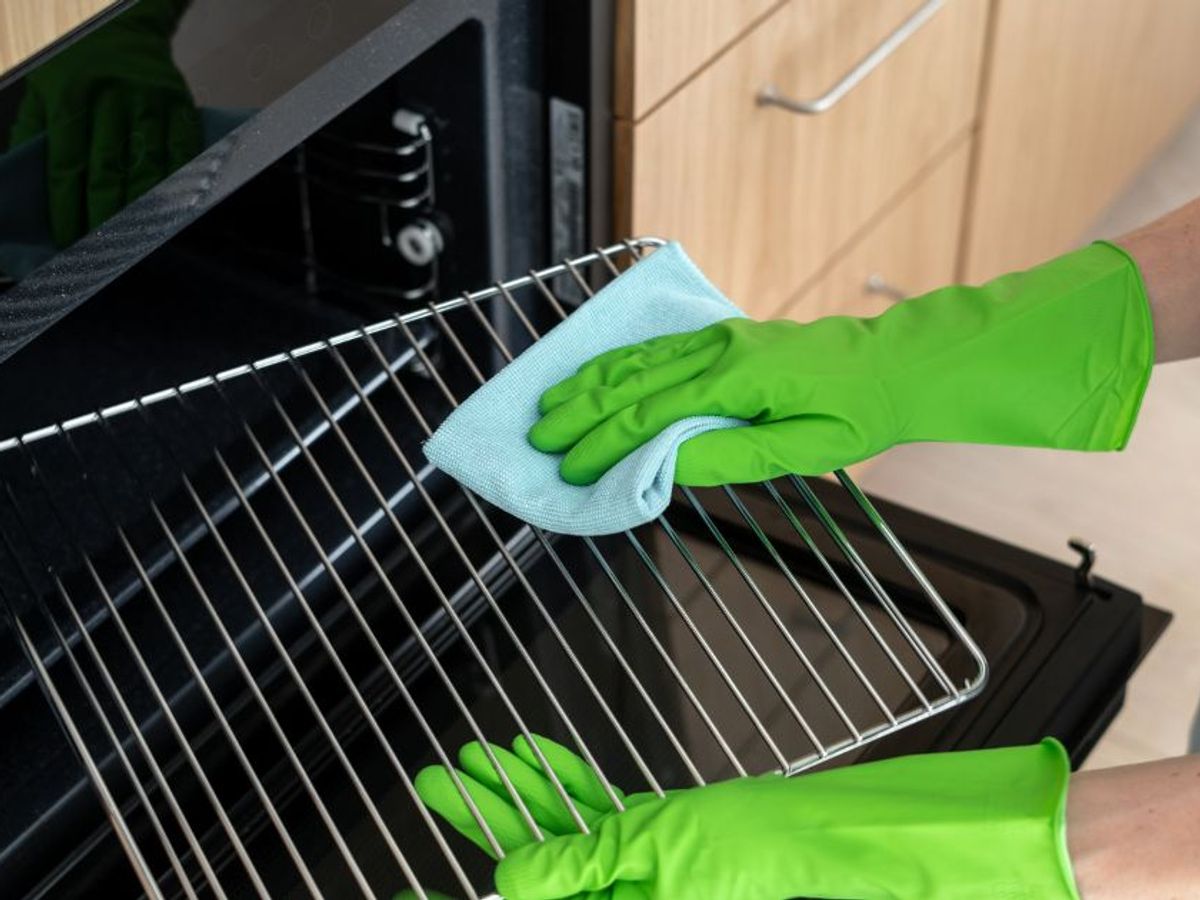 Comment nettoyer les grilles d'un barbecue - Inspirations & Conseils